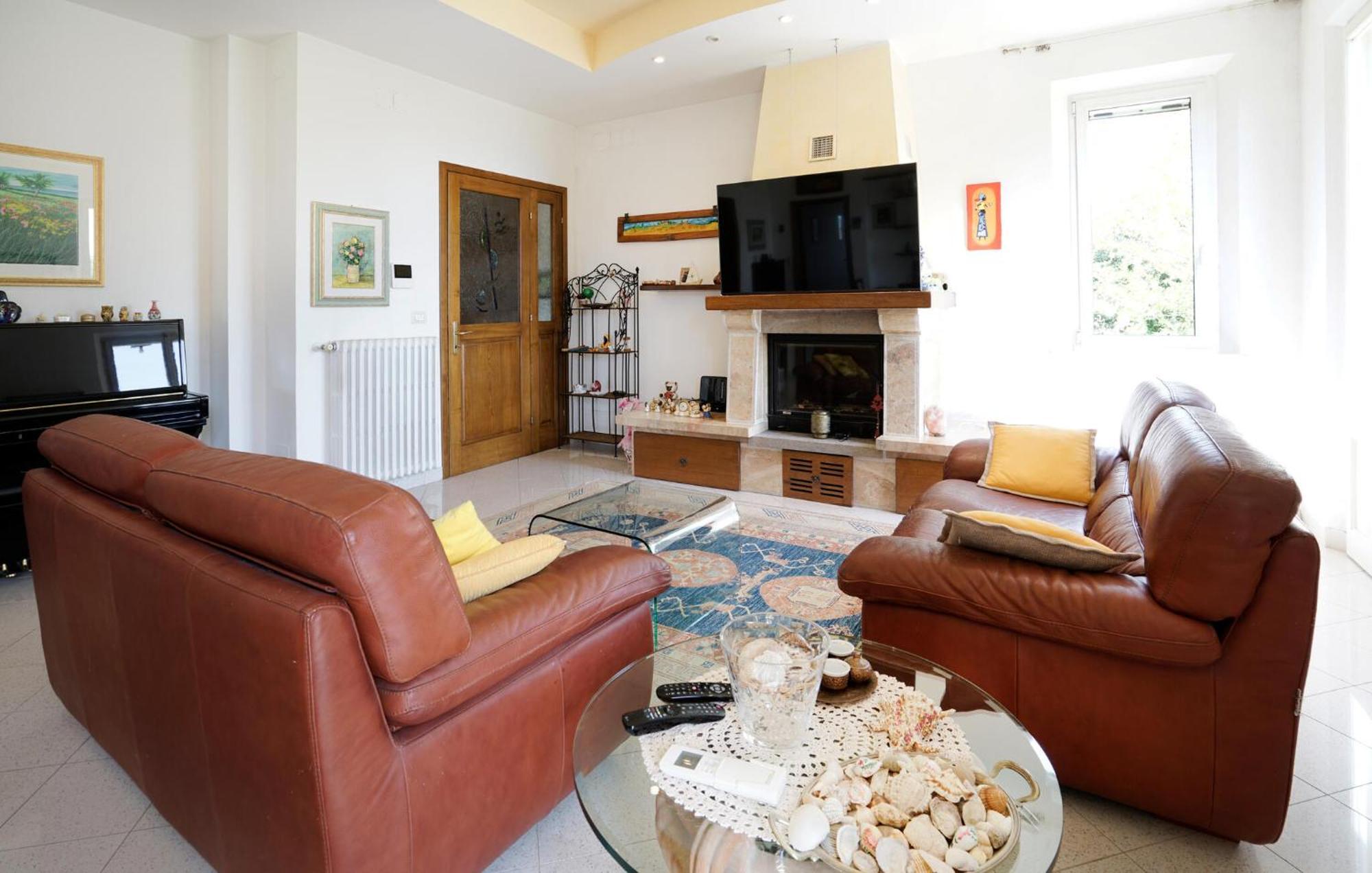Stunning Home In Chianciano Terme With Wifi Zewnętrze zdjęcie